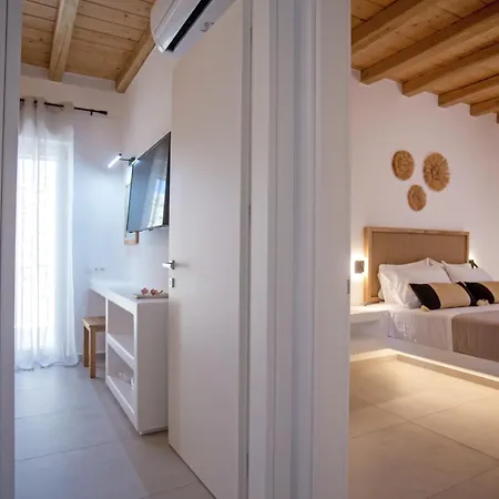 Mystic Horizon * Mykonos Town
